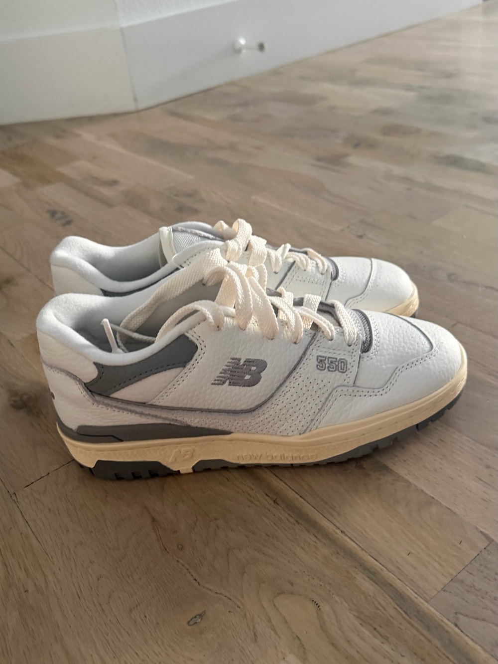 New Balance 550 Men's White and Gray Leather Sneakers